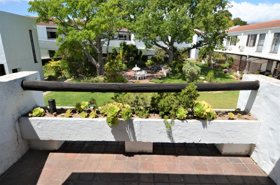 To Let 2 Bedroom Property for Rent in Kalamunda Western Cape